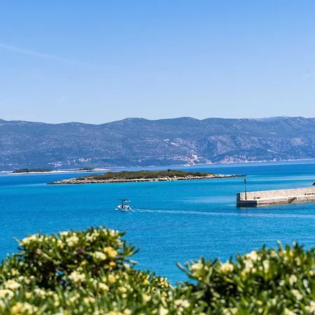 Nikolina Lu - One-bedroom With Balcony Apartmán