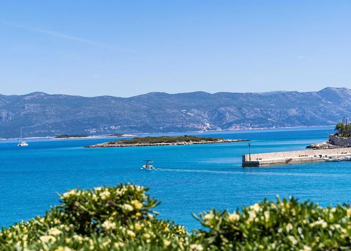 Nikolina Lu - One-bedroom With Balcony 아파트